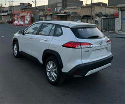 تۆیۆتا کۆرۆلا کرۆس